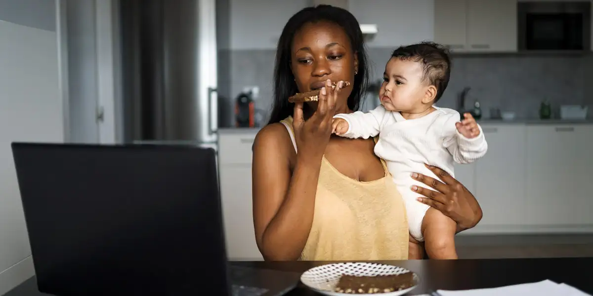Emergency Cash for Single Mothers